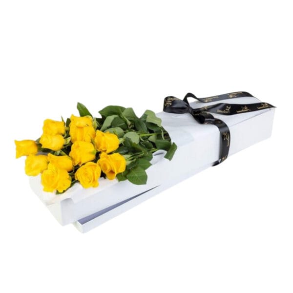 elegant yellow roses gift box